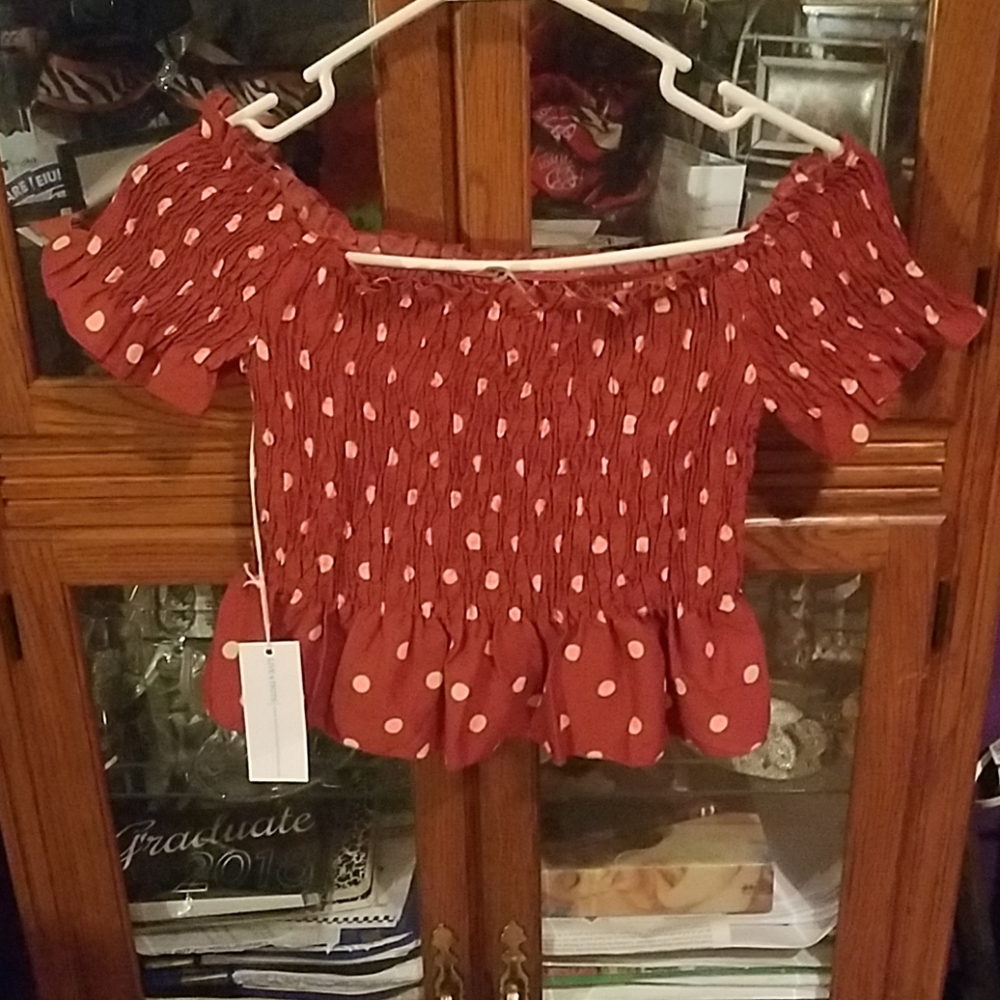 Off shoulder crop top